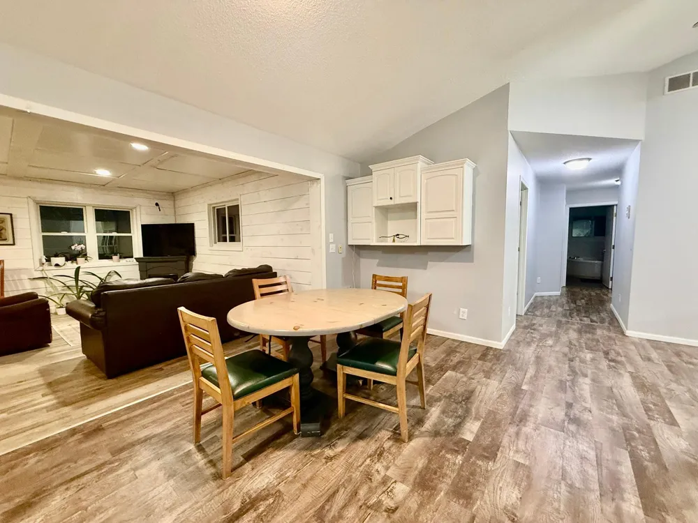 3874 Airway Lane NE Alexandria, MN 56308