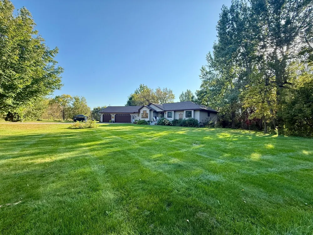 3874 Airway Lane NE Alexandria, MN 56308