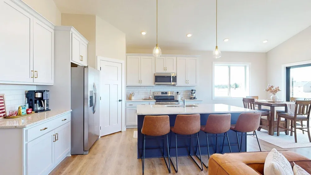 2018 Douglas Trail Drive SE Pine Island, MN 55963