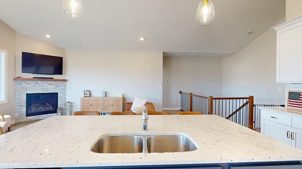 2018 Douglas Trail Drive SE Pine Island, MN 55963