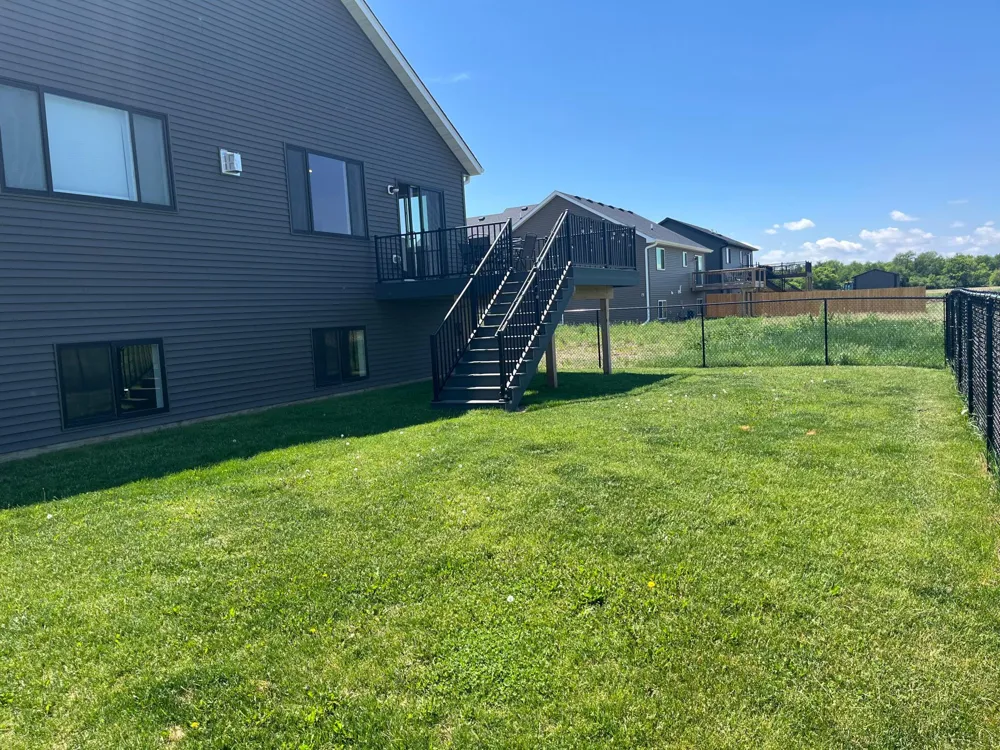 2018 Douglas Trail Drive SE Pine Island, MN 55963