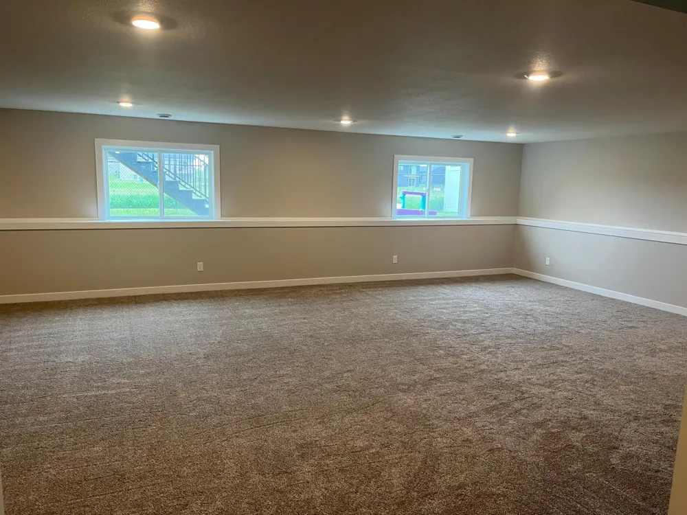 2018 Douglas Trail Drive SE Pine Island, MN 55963