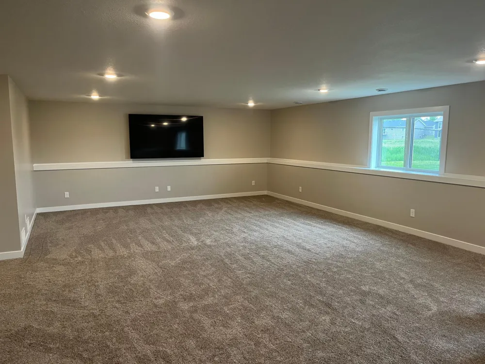 2018 Douglas Trail Drive SE Pine Island, MN 55963