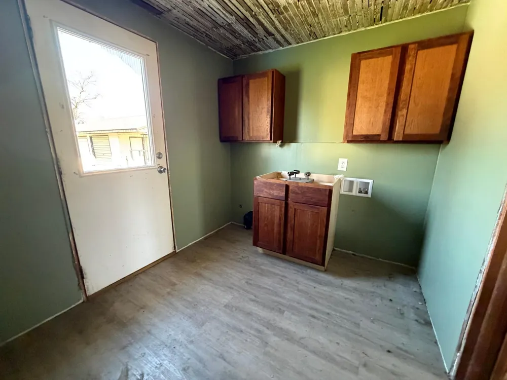 736 Cedar Avenue Westbrook, MN 56183