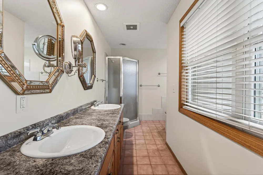 8057 Garfield Street NE Spring Lake Park, MN 55432