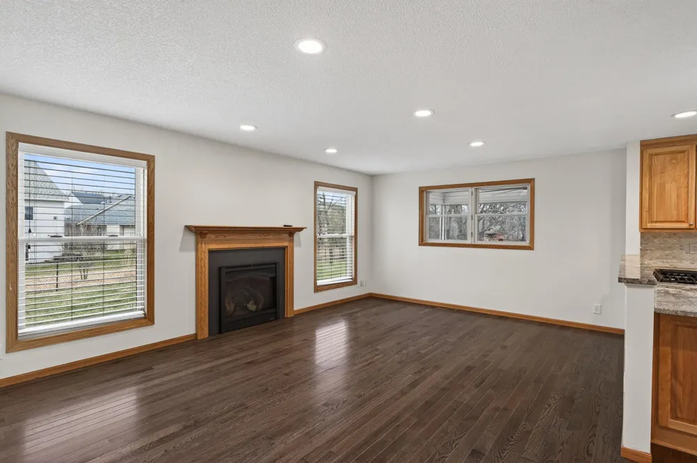 8057 Garfield Street NE Spring Lake Park, MN 55432