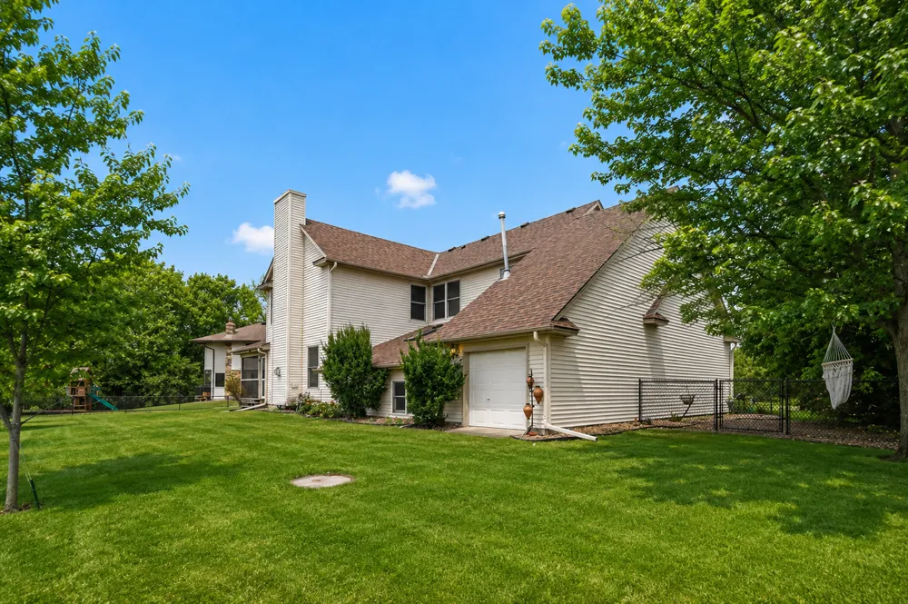 8057 Garfield Street NE Spring Lake Park, MN 55432