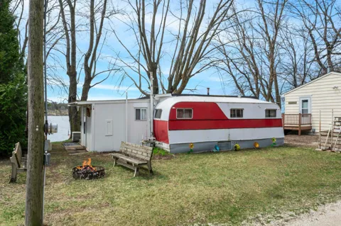 6000 Fairbanks Path #15