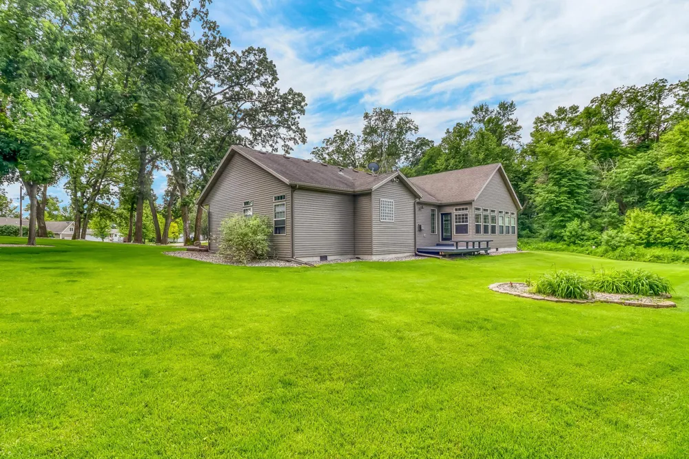 46747 Poss Beach Road Pelican Rapids, MN 56572