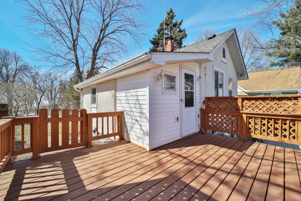 47436 Whistle Road Isle, MN 56342