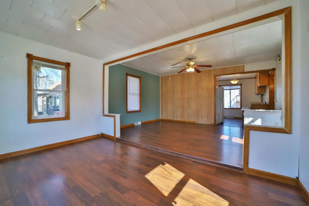47436 Whistle Road Isle, MN 56342