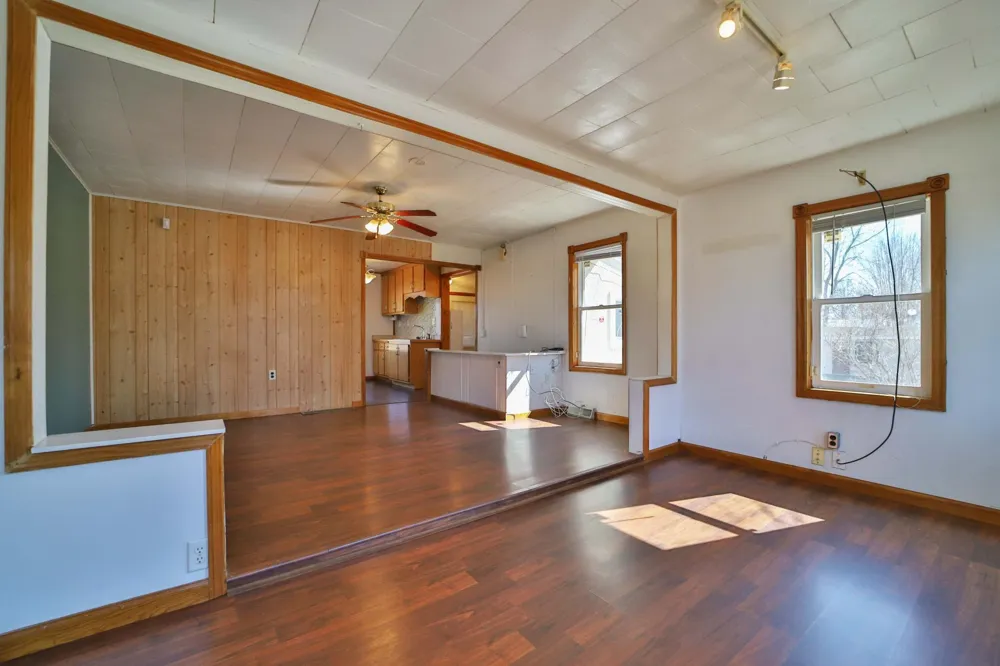 47436 Whistle Road Isle, MN 56342