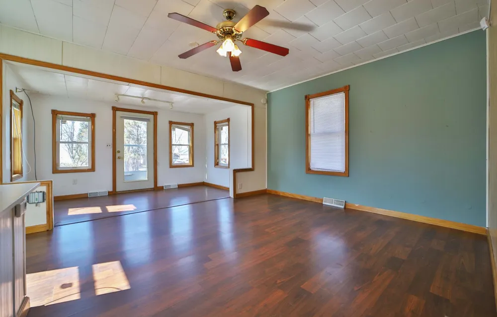 47436 Whistle Road Isle, MN 56342