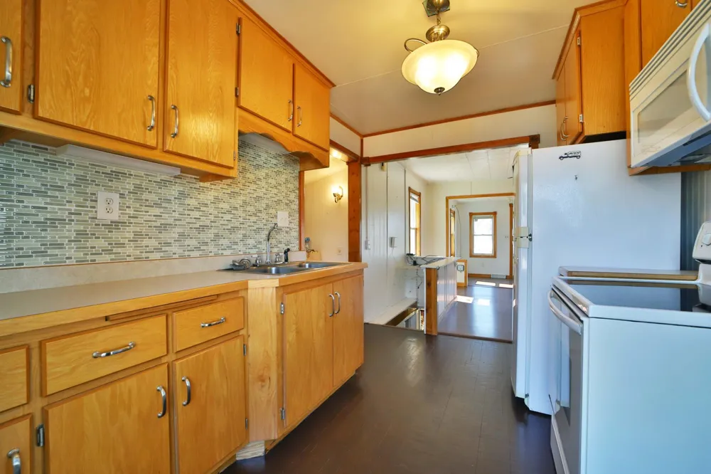 47436 Whistle Road Isle, MN 56342