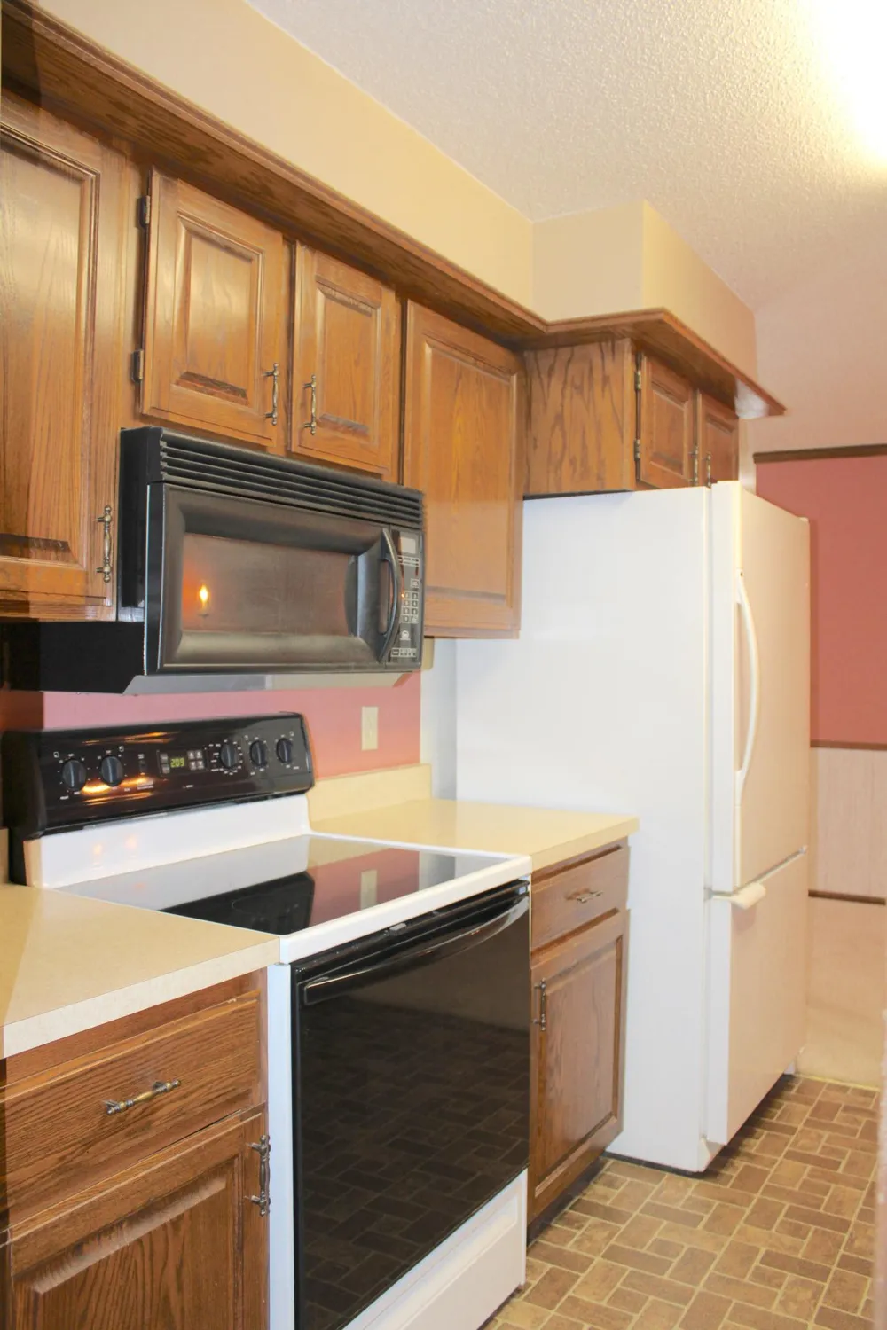 542 Graham Street SW Hutchinson, MN 55350