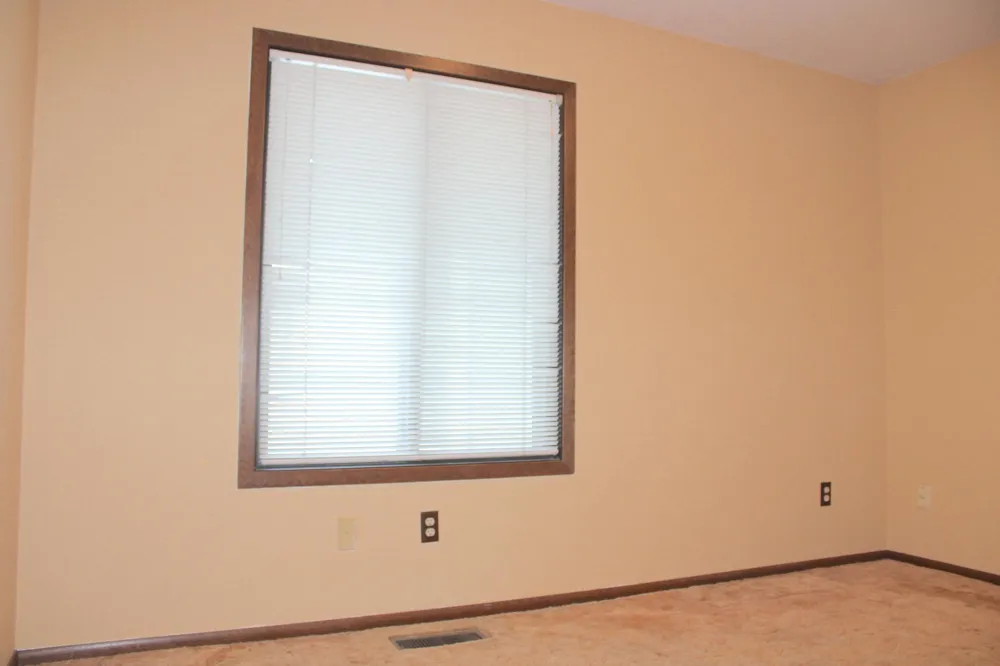 542 Graham Street SW Hutchinson, MN 55350