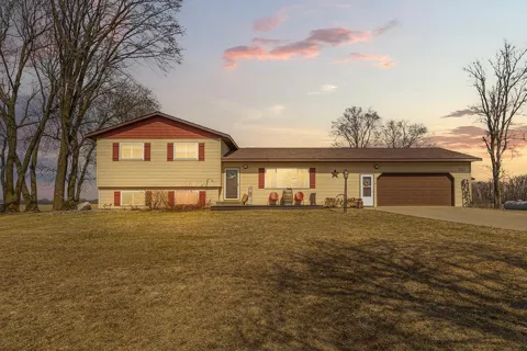 10525 210th Street W