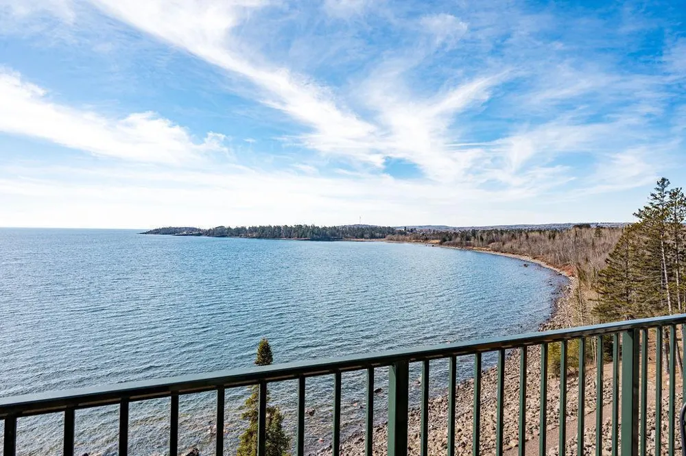1412 #3-401a Burlington Road Two Harbors, MN 55616