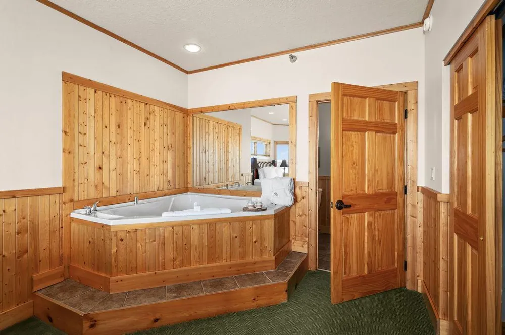 1412 #3-401a Burlington Road Two Harbors, MN 55616
