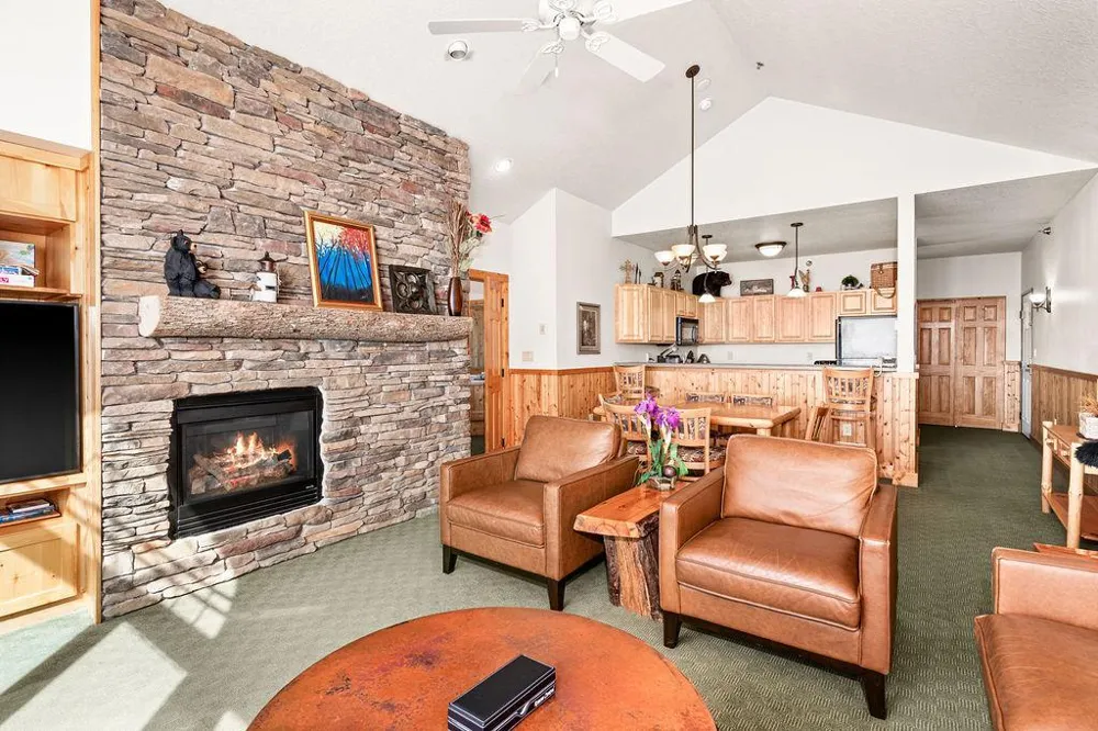 1412 #3-401a Burlington Road Two Harbors, MN 55616