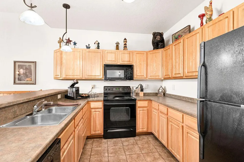 1412 #3-401a Burlington Road Two Harbors, MN 55616
