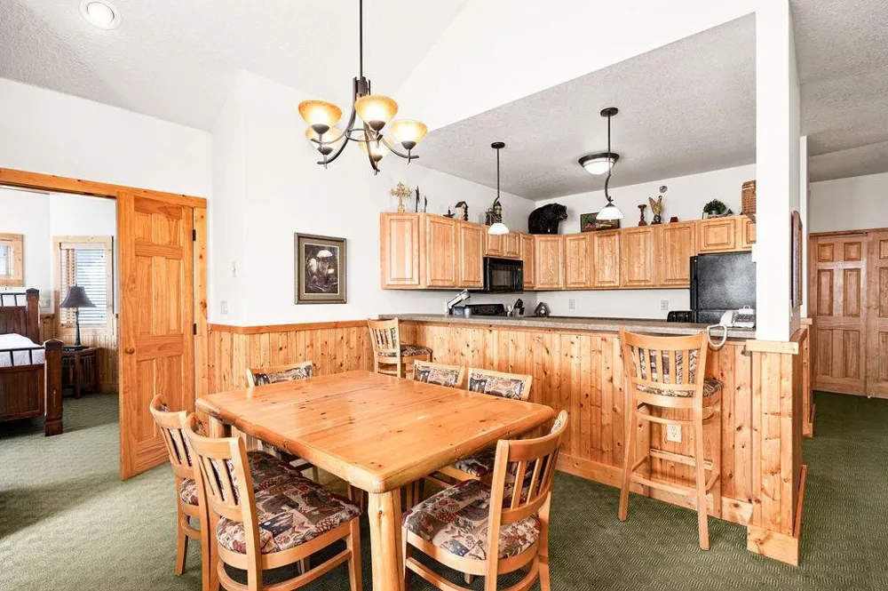 1412 #3-401a Burlington Road Two Harbors, MN 55616