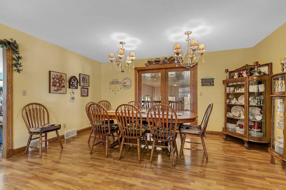 17425 Northwood Drive Paynesville, MN 56362