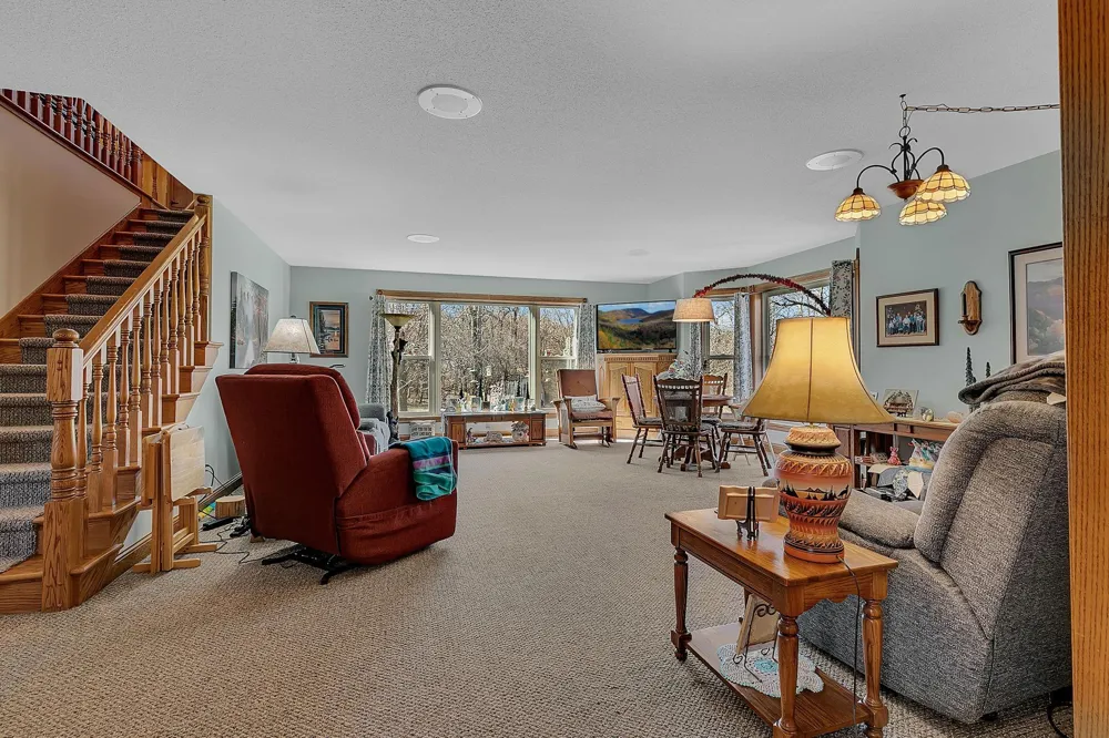17425 Northwood Drive Paynesville, MN 56362
