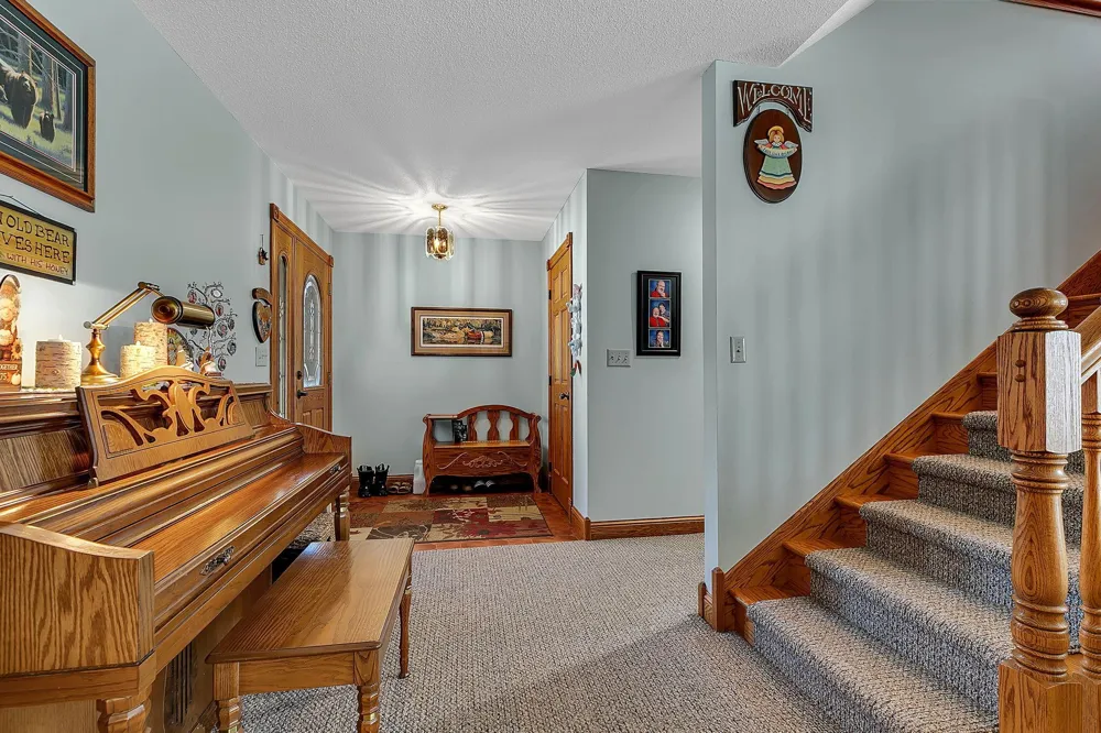 17425 Northwood Drive Paynesville, MN 56362