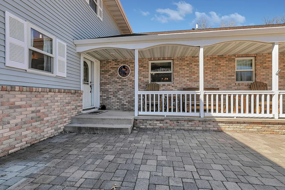 17425 Northwood Drive Paynesville, MN 56362