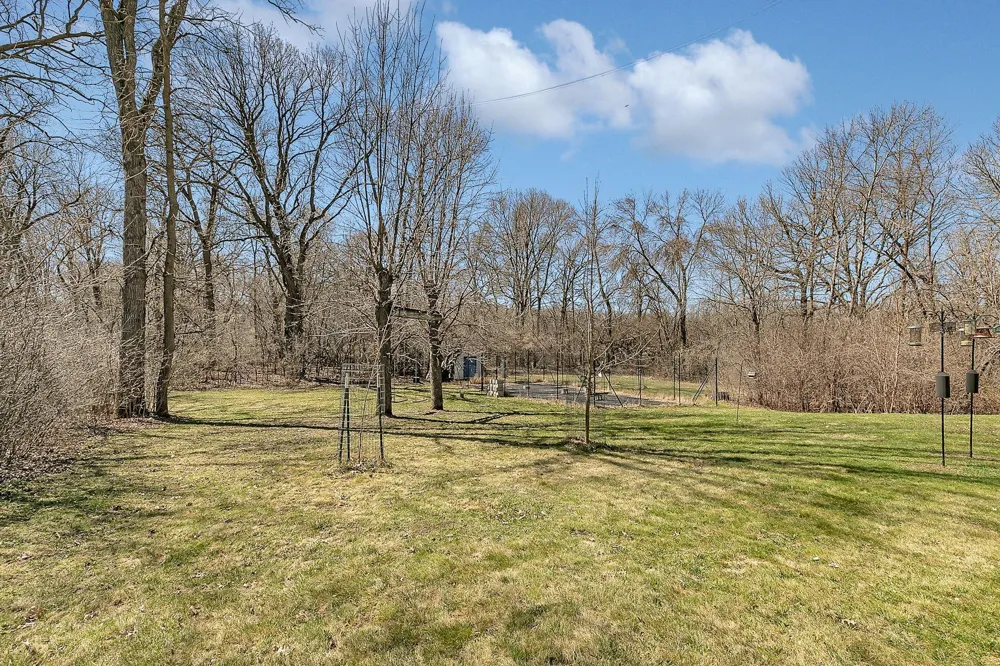 17425 Northwood Drive Paynesville, MN 56362