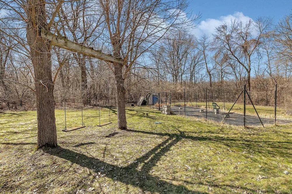17425 Northwood Drive Paynesville, MN 56362