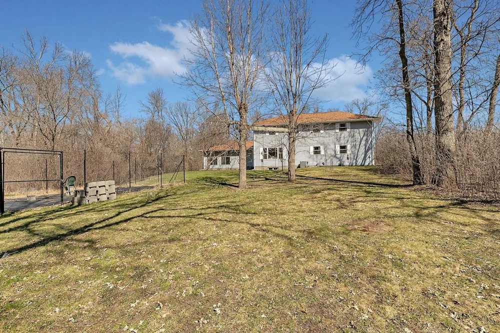 17425 Northwood Drive Paynesville, MN 56362