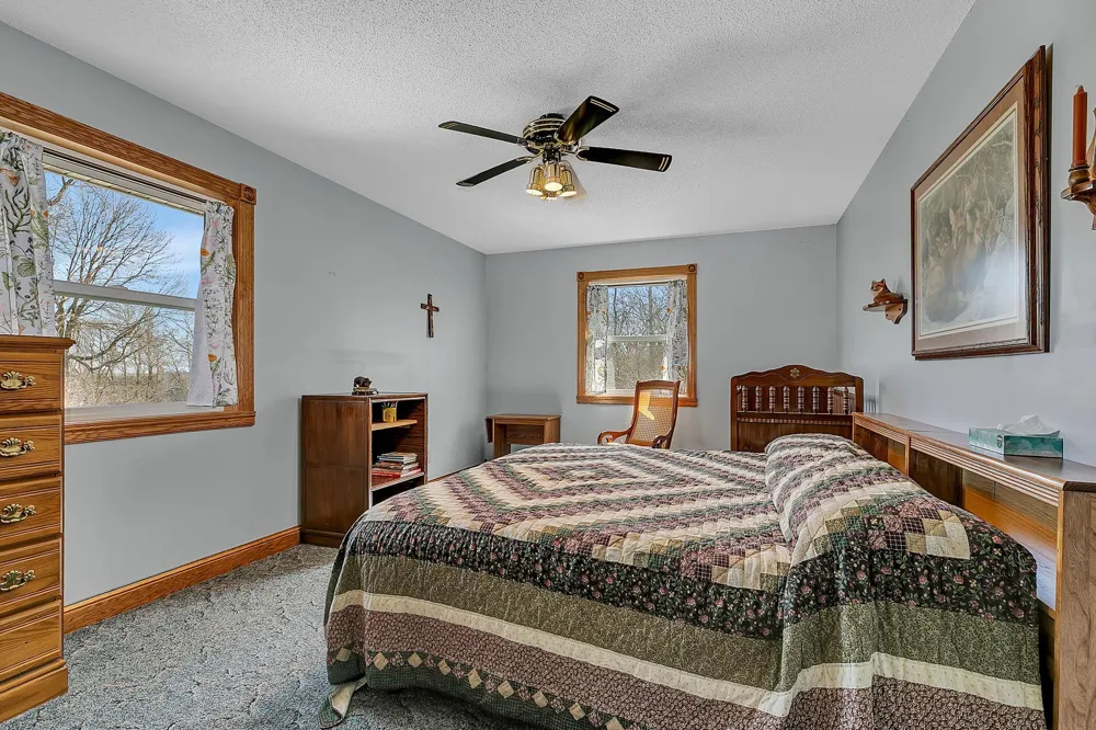 17425 Northwood Drive Paynesville, MN 56362