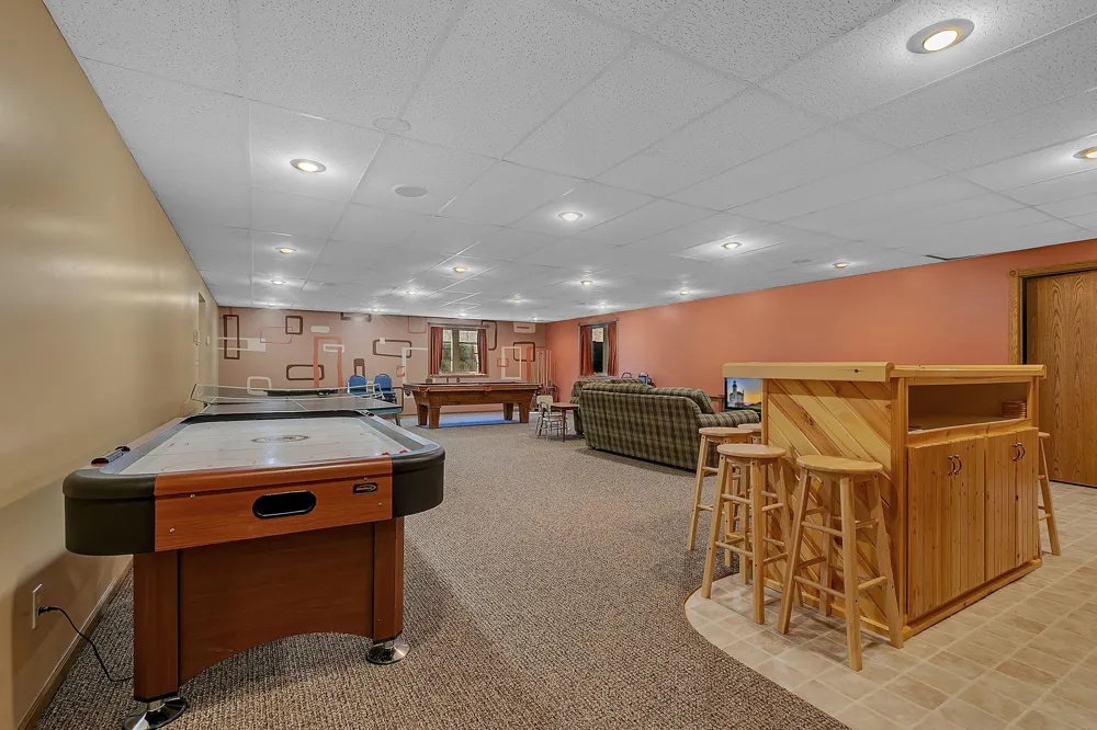 17425 Northwood Drive Paynesville, MN 56362