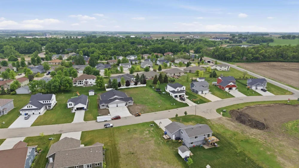 2327 Nature Lane Hawley, MN 56549