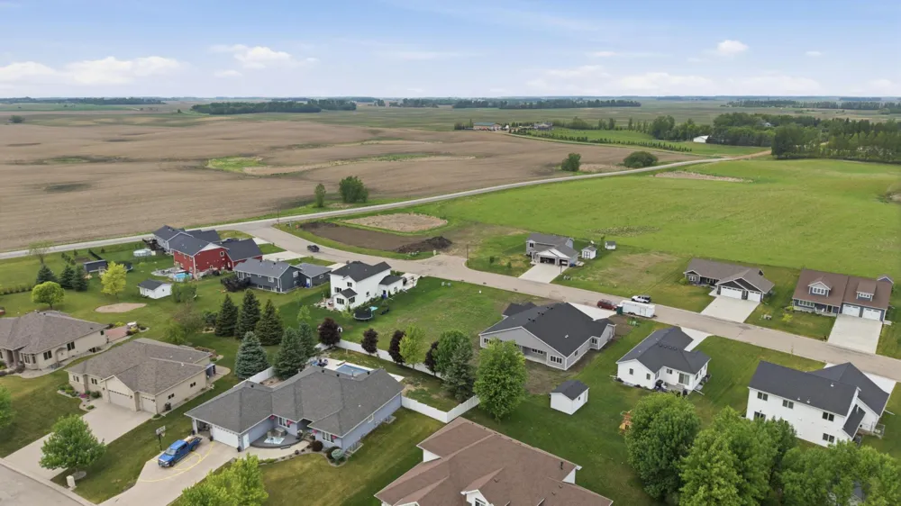 2327 Nature Lane Hawley, MN 56549
