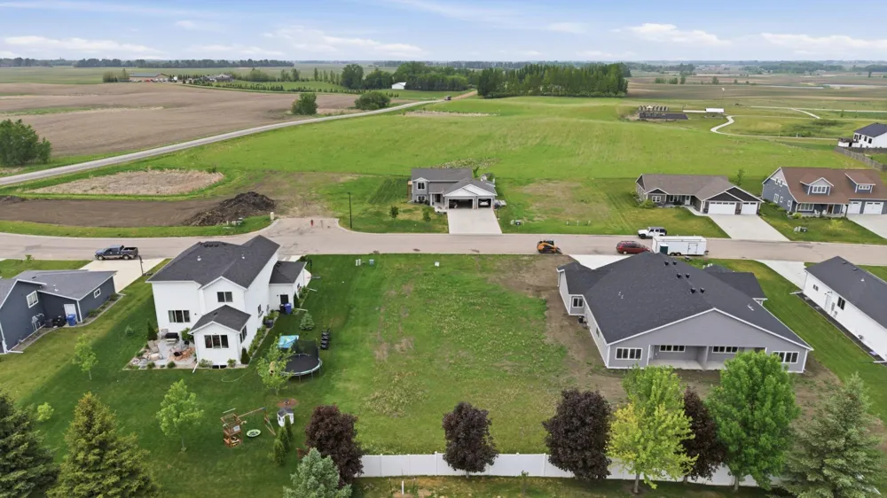 2327 Nature Lane Hawley, MN 56549