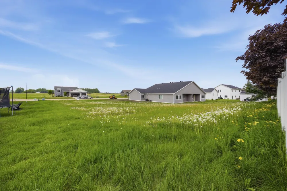 2327 Nature Lane Hawley, MN 56549