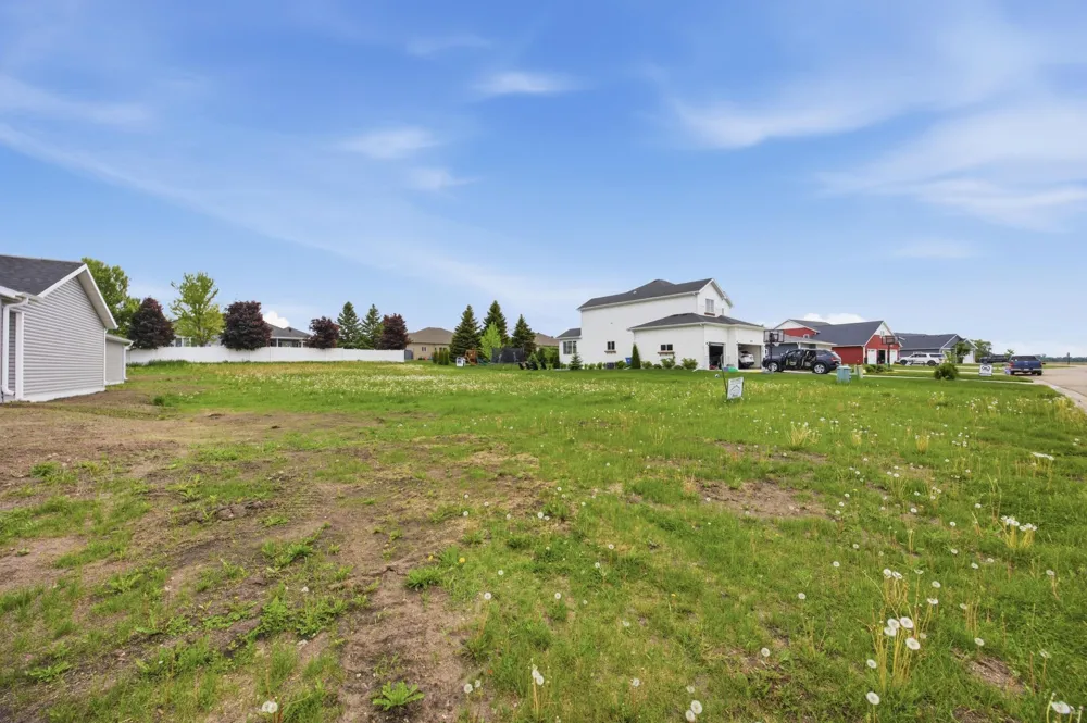 2327 Nature Lane Hawley, MN 56549