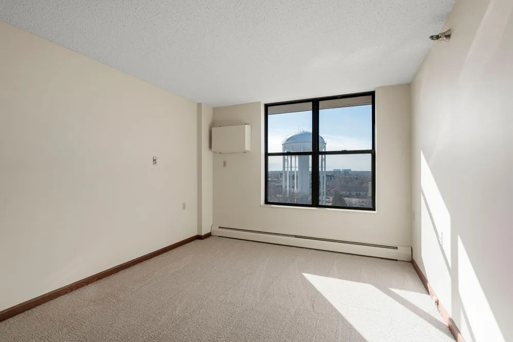 7600 Golden Valley Road #1004 Golden Valley, MN 55427