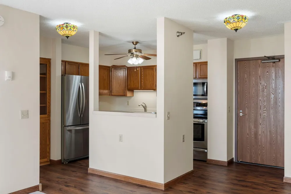 7600 Golden Valley Road #1004 Golden Valley, MN 55427