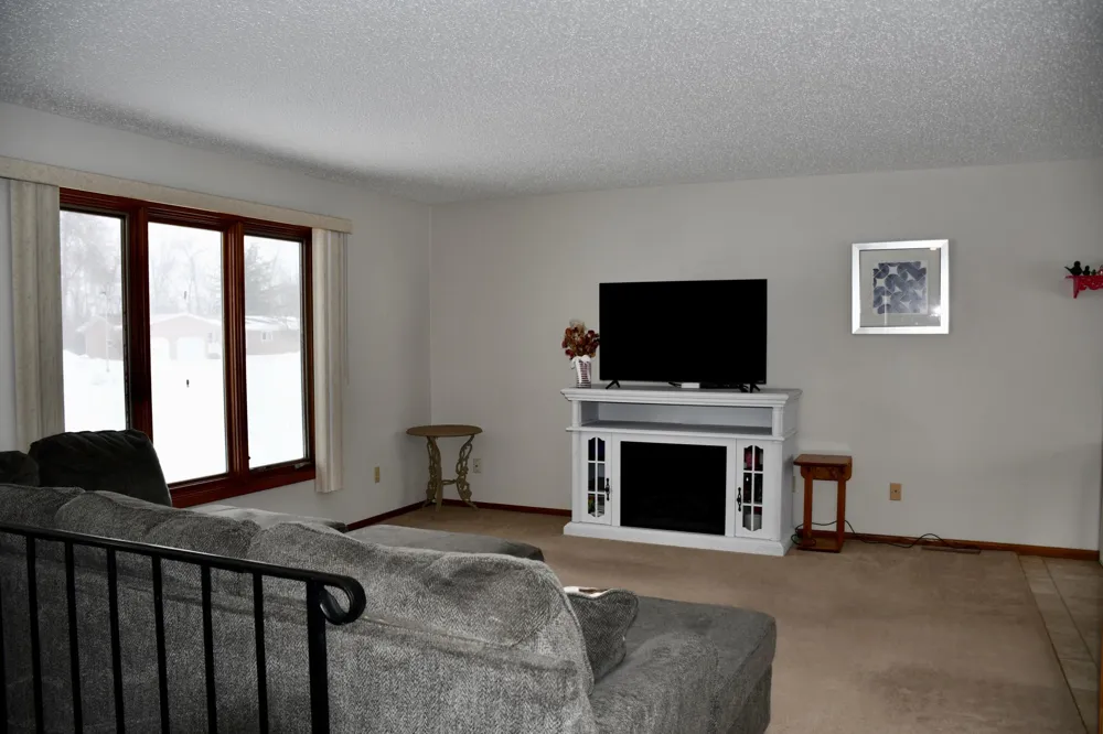 131 Belleville Court Thief River Falls, MN 56701