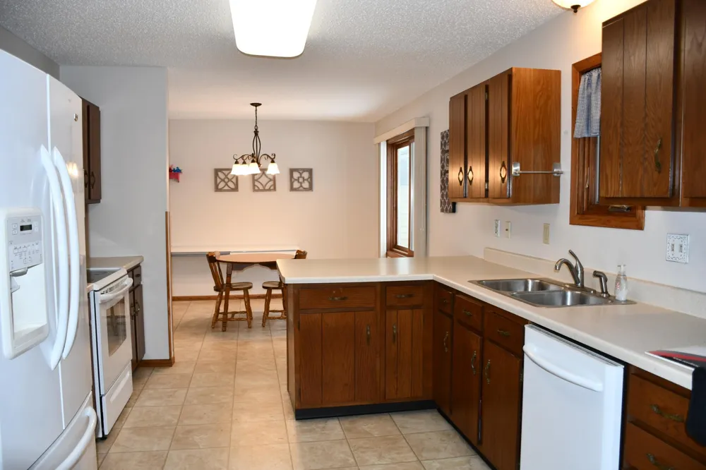 131 Belleville Court Thief River Falls, MN 56701