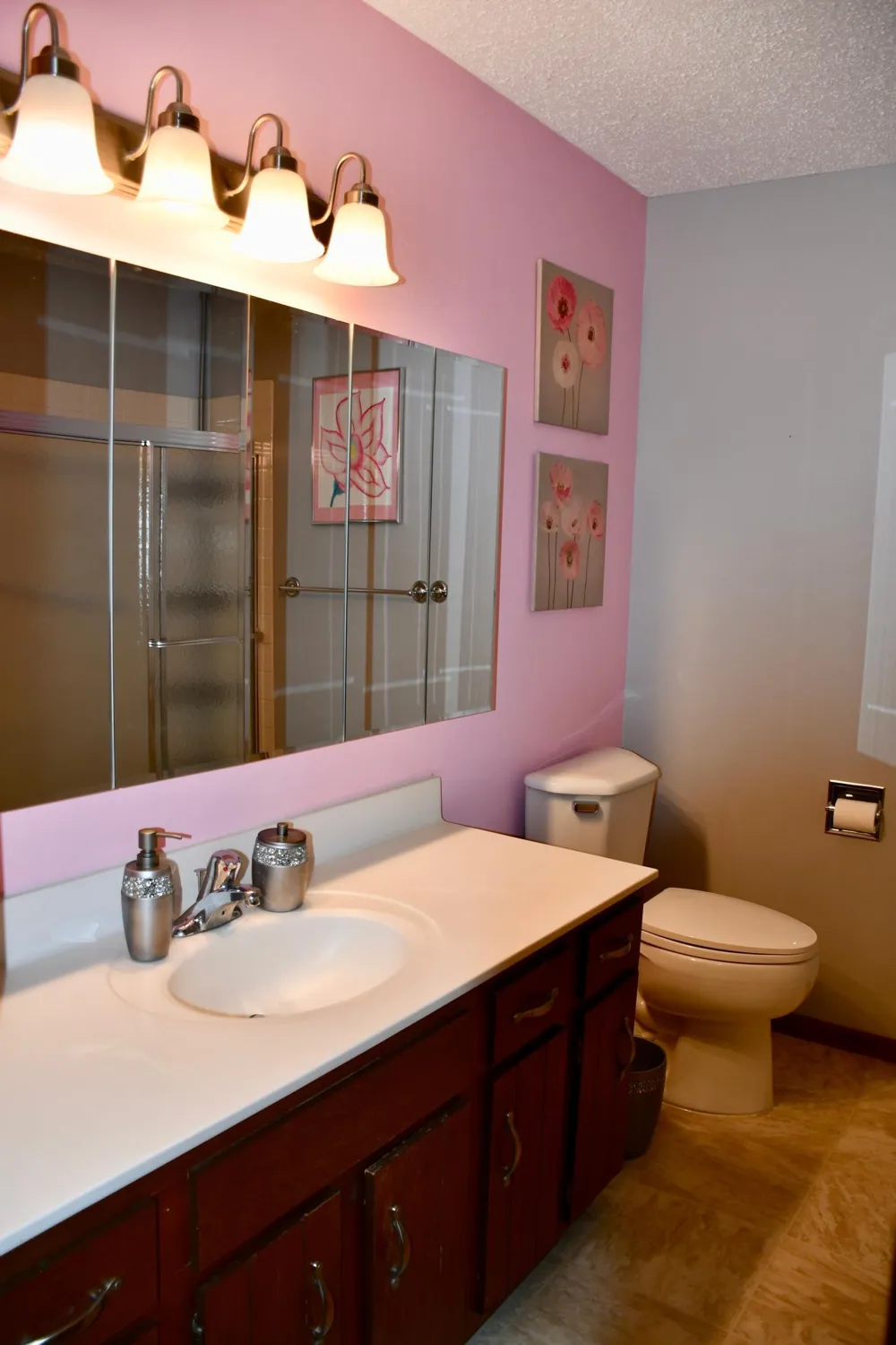 131 Belleville Court Thief River Falls, MN 56701