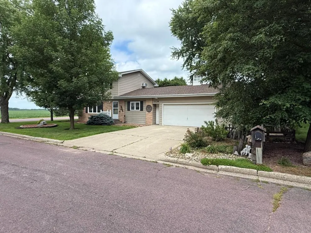1134 10th Street Westbrook, MN 56183