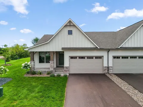 12 Palomino Court