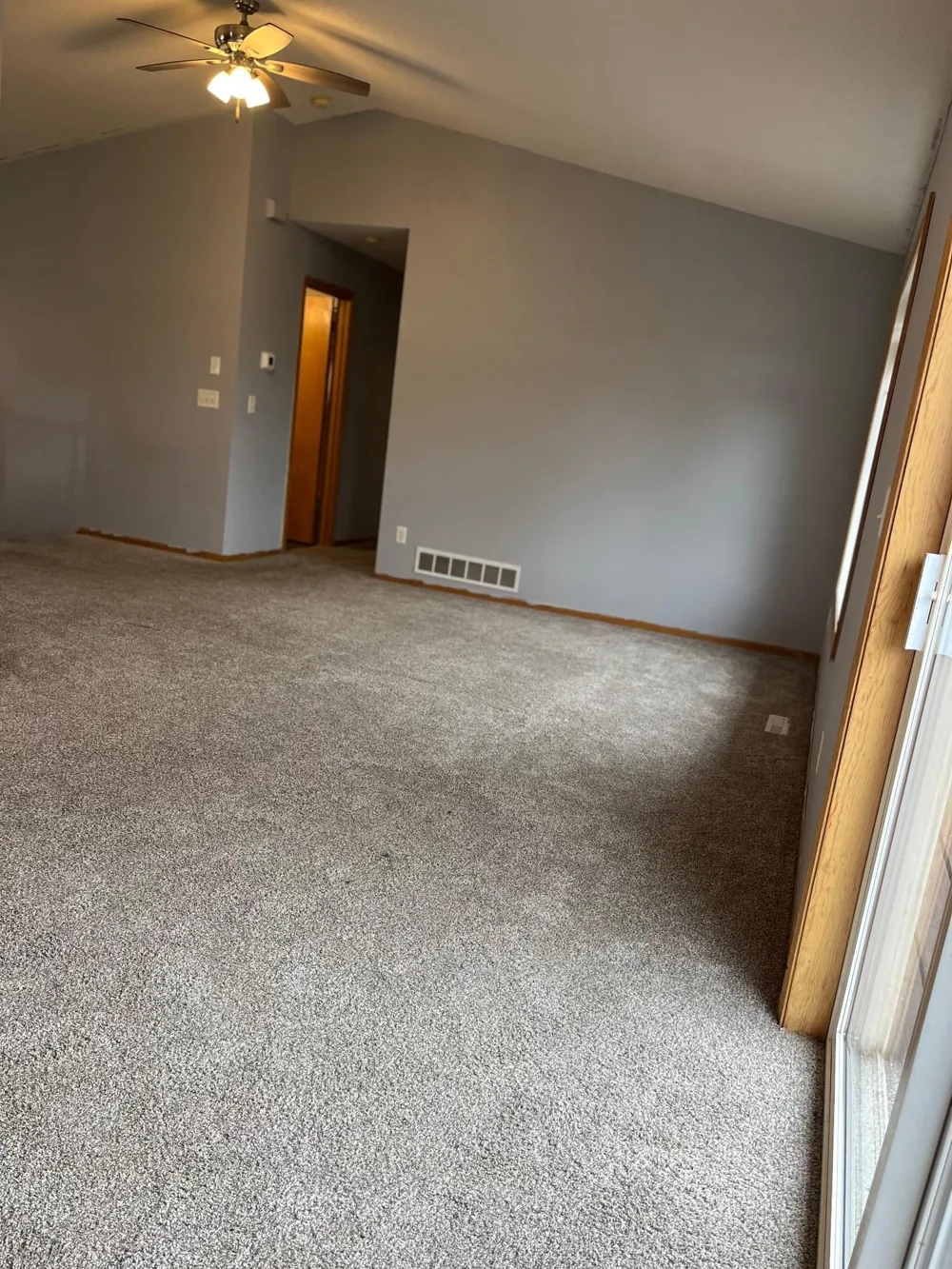 833 S Walnut Street Belle Plaine, MN 56011