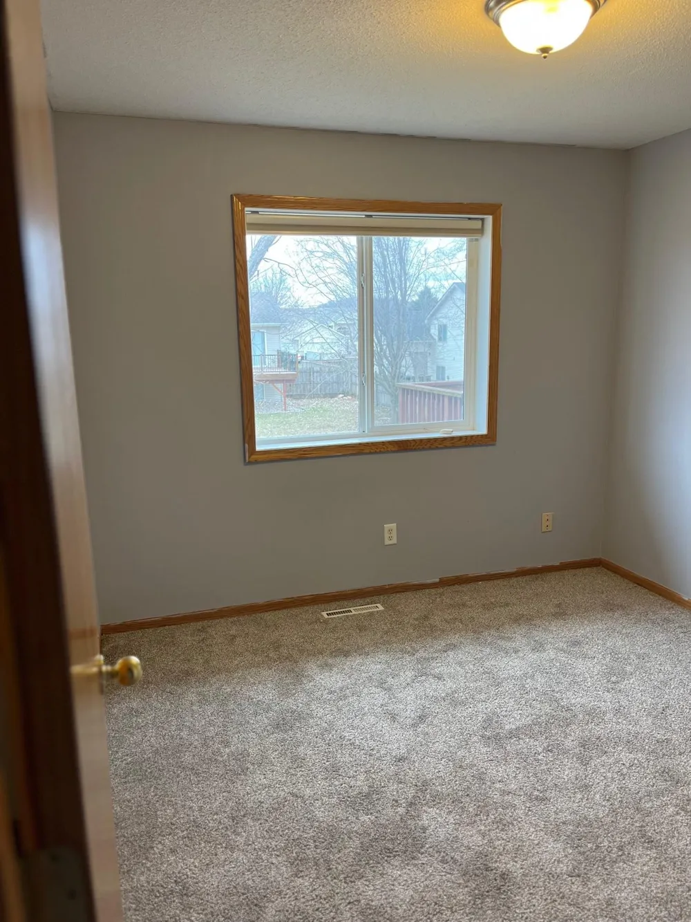 833 S Walnut Street Belle Plaine, MN 56011