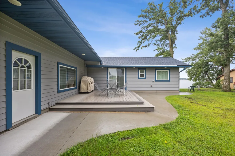 43951 Percheron Loop Pelican Rapids, MN 56572